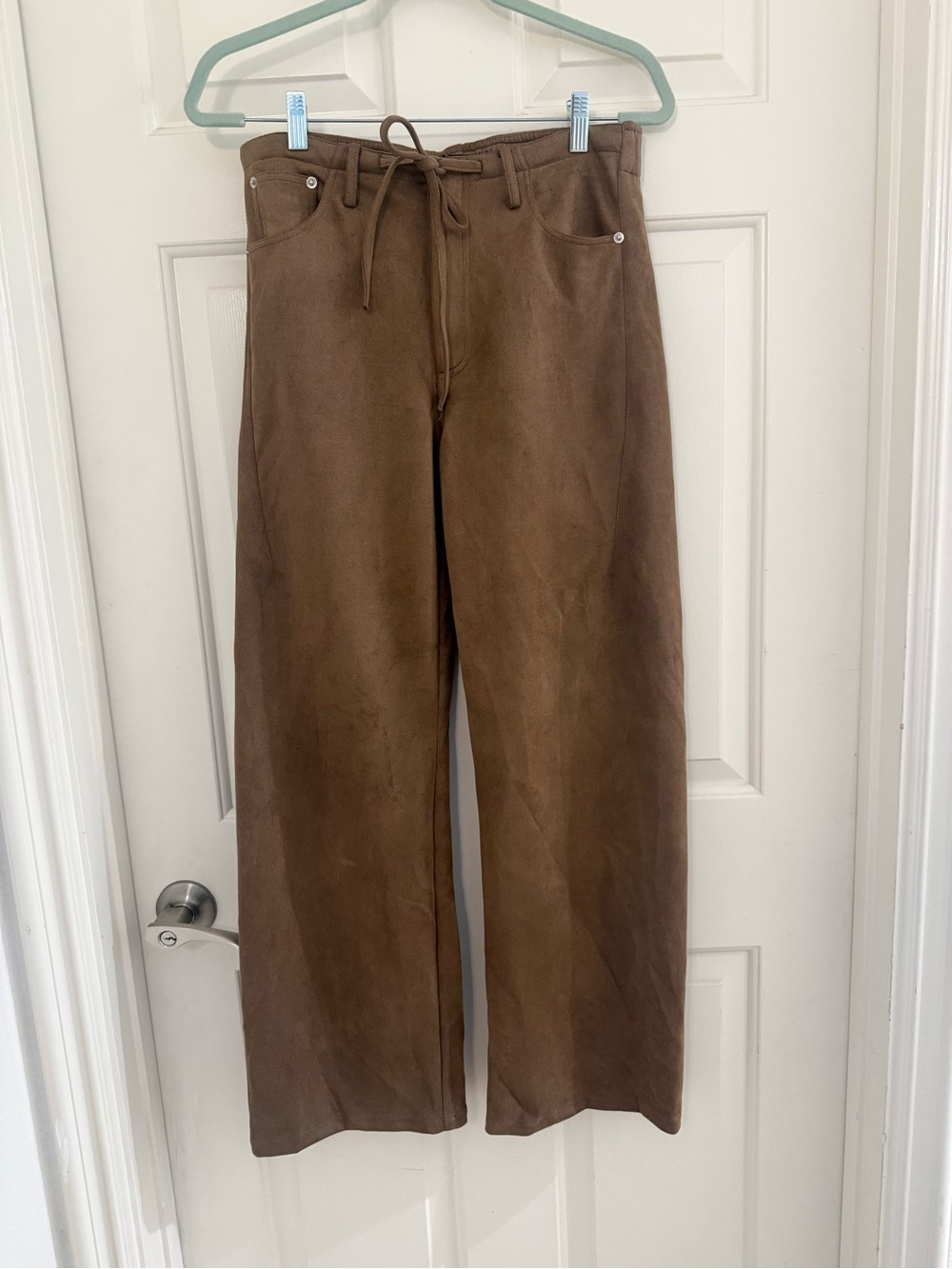 LIONESS Dusty faux suede pants slight barrel - Picture 2 of 14